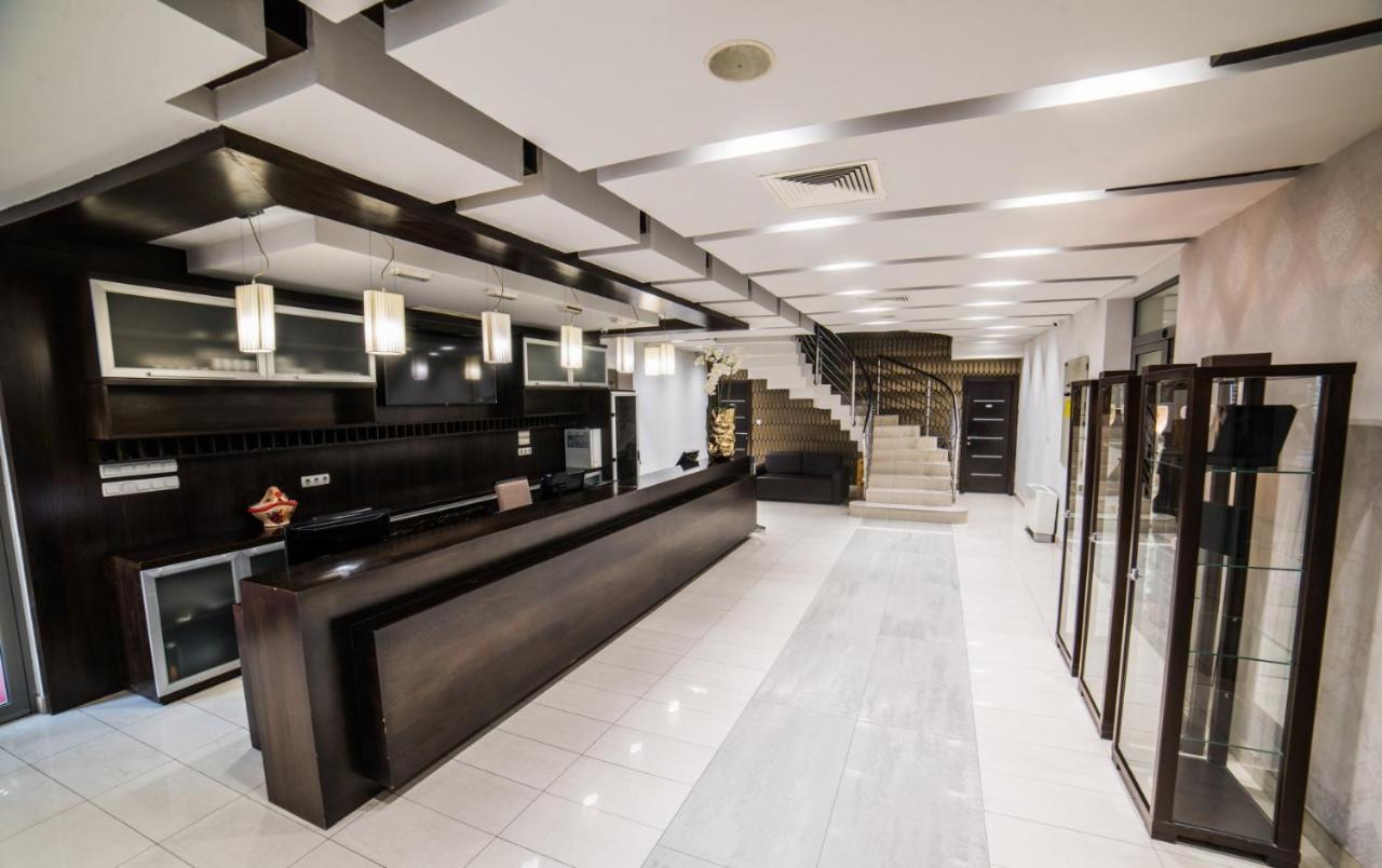 Hotel Atlas Ugljevik Extérieur photo